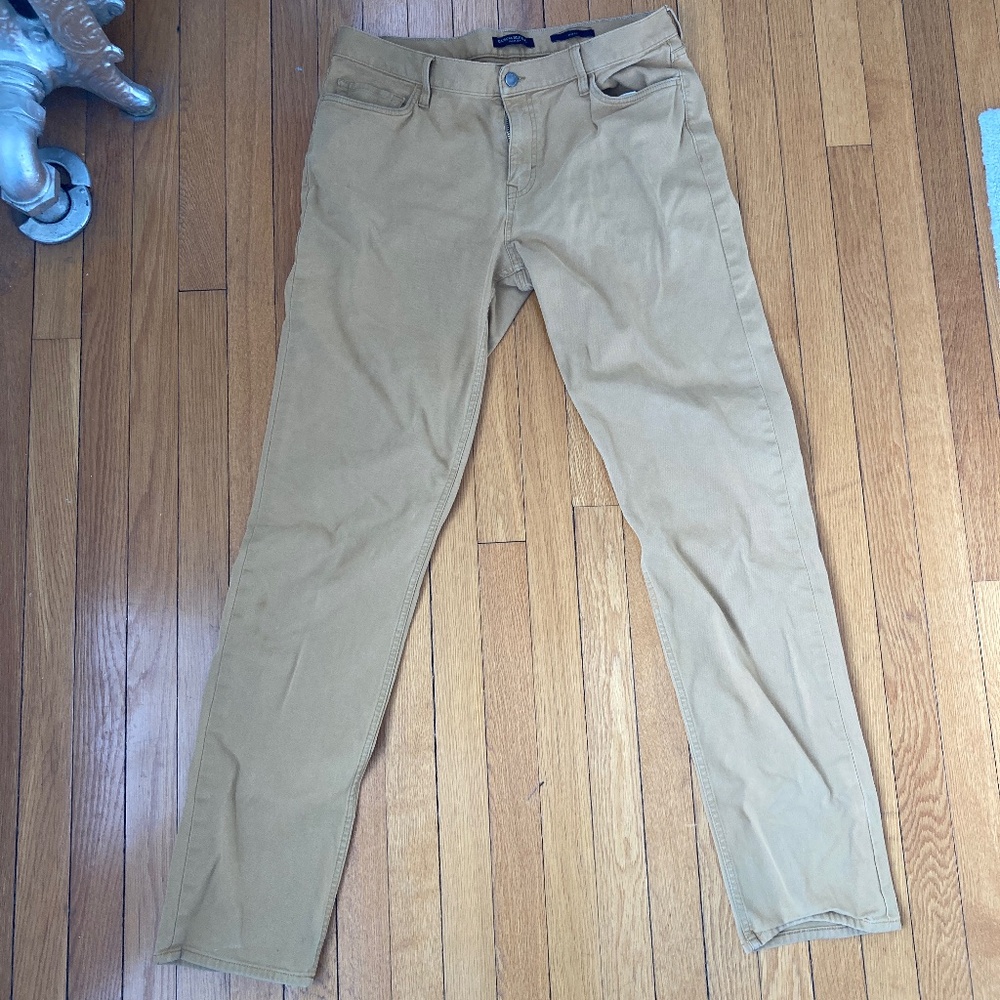 Banana Republic Traveler Pant Slim Tan 35x36